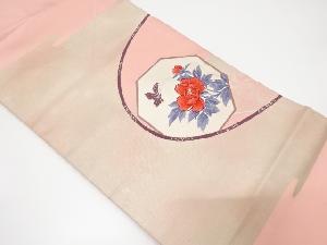 絵皿に牡丹・蝶模様織り出し名古屋帯